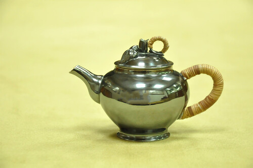 陸羽新迎春銀壺